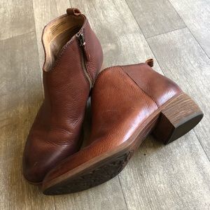 Soft Leather Chelsea Boot Heels 8.5